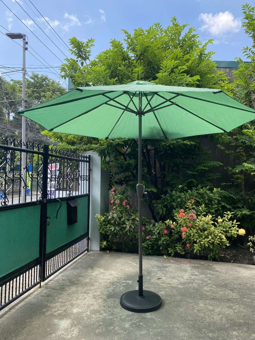 Patio umbrella (Category: Umbrellas) located in Manila. Submitted by dolorchris69891 (Listing ID 1360308416, Image 3). Description: Patio umbrella.