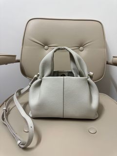 （分類：）位於 。 由 onc1984 提交（商品編號 1360358037，圖片 1）。簡介： 。