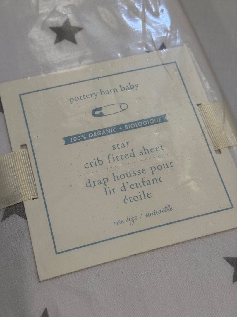 Potterh Barn Star Crib Fitted Sheet (Category: Cots & Cribs) located in Quezon City. Submitted by littlemissvietnam (Listing ID 1360274492, Image 2). Description: Brand new Authentic Sealed Selling price at Rustan’s: ₱1,950 Selling for ₱1,150 only Pottery Barn Baby Star crib fitted sheet 100% organic cotton oeko-tex™️ 100 certified Dimensions: 26 in x 53 in / 66 cm x 135 cm Made in Pakistan Pottery Barn Kids San Francisco, CA Machine washable.