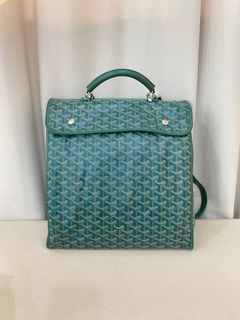 (Category: ) located in . Submitted by collynluxurybag (Listing ID 1360357609, Image 1). Description: .