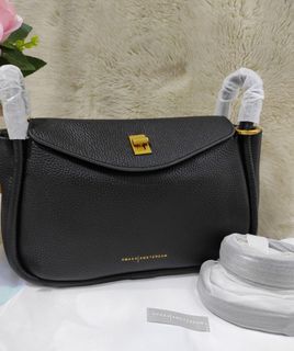 (Kategori: ) berada di . Dikirim oleh alvaalva02 (ID iklan 1360282683, Gambar 1). Deskripsi: .