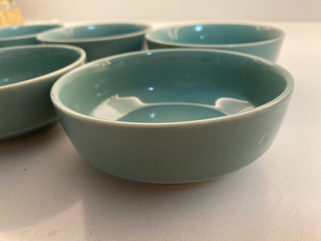 Small bowls (Category: Dinnerware & Cutlery) located in Paranaque City. Submitted by anoona (Listing ID 1360309493, Image 3). Description: Take all 6 pcs bowl.
