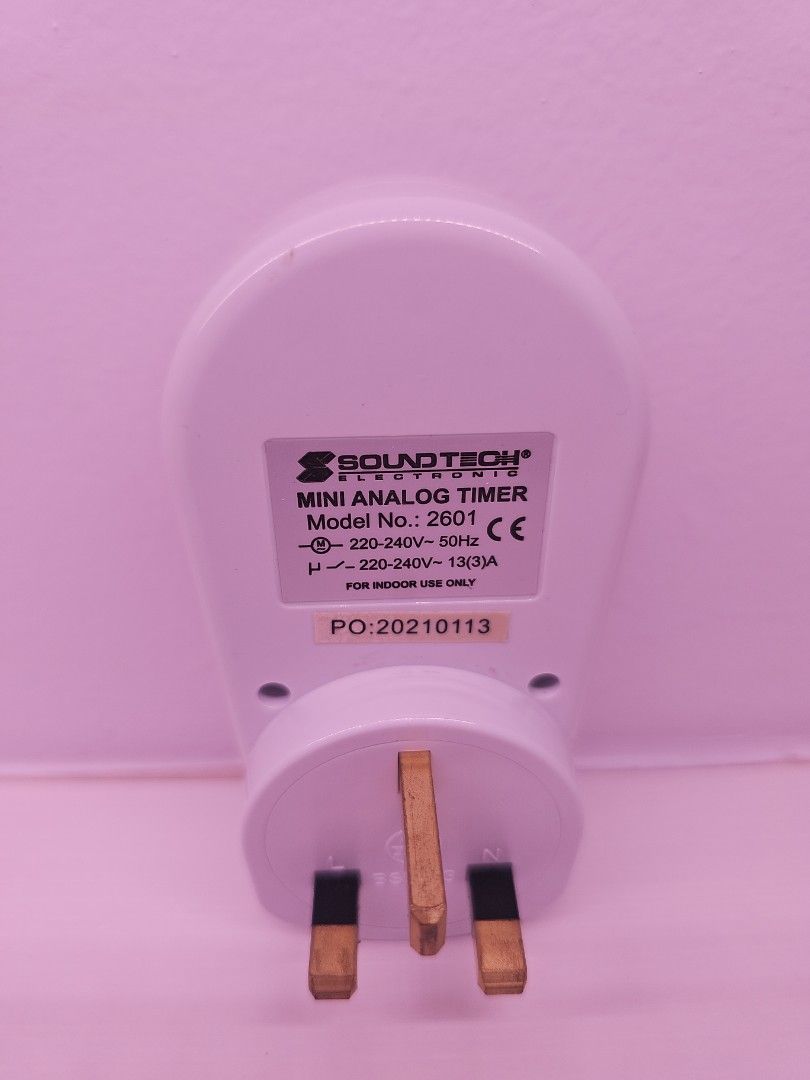 socket switch timer (Category: Electrical, Adaptors & Sockets) located in Singapore. Submitted by dorightbyu (Listing ID 1360260377, Image 3). Description: spare one. not using anymore. looks very new. have 4 but may not be the same brand.