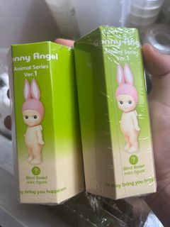 (Category: ) located in . Submitted by hotcakeandsyrup (Listing ID 1360281319, Image 1). Description: .