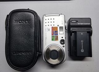 Sony Cybershot DSC P5