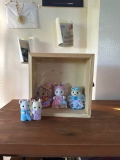 Sylvanian Families / Calico Critters Set