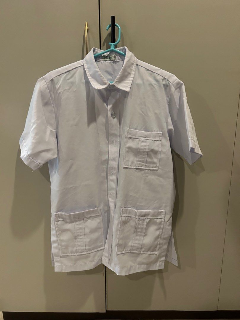 UE dentistry uniform (Category: Formal Shirts) located in Quezon City. Submitted by lacson16 (Listing ID 1360351338, Image 1). Description: Have 4 polos na size xs, binili sa lucky. 200 each nalang if take all 4..