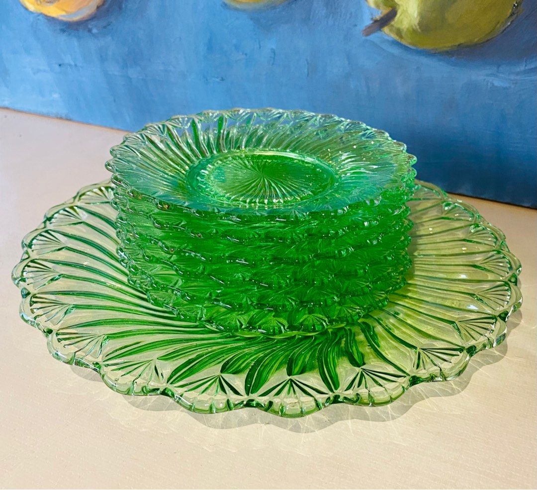 Vintage glass (Category: Dinnerware & Cutlery) located in Manila. Submitted by clarisasan19348 (Listing ID 1360291720, Image 1). Description: Vintage green glass fr Uk.