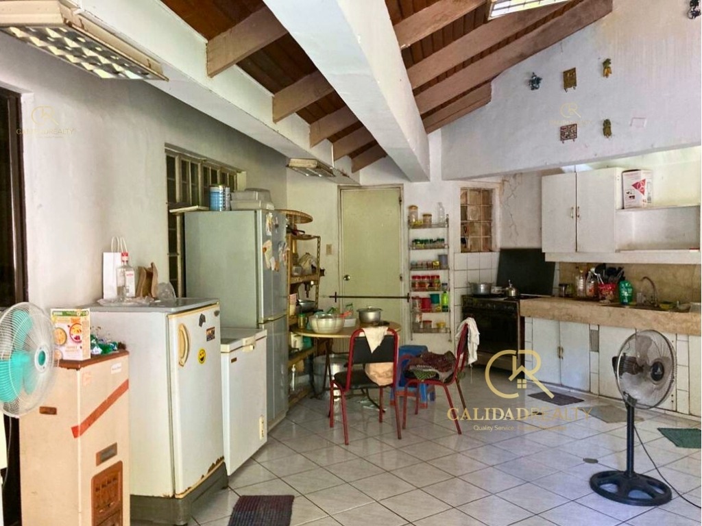 (Category: ) located in . Submitted by calidadrealty (Listing ID 1209915539, Image 1). Description: .