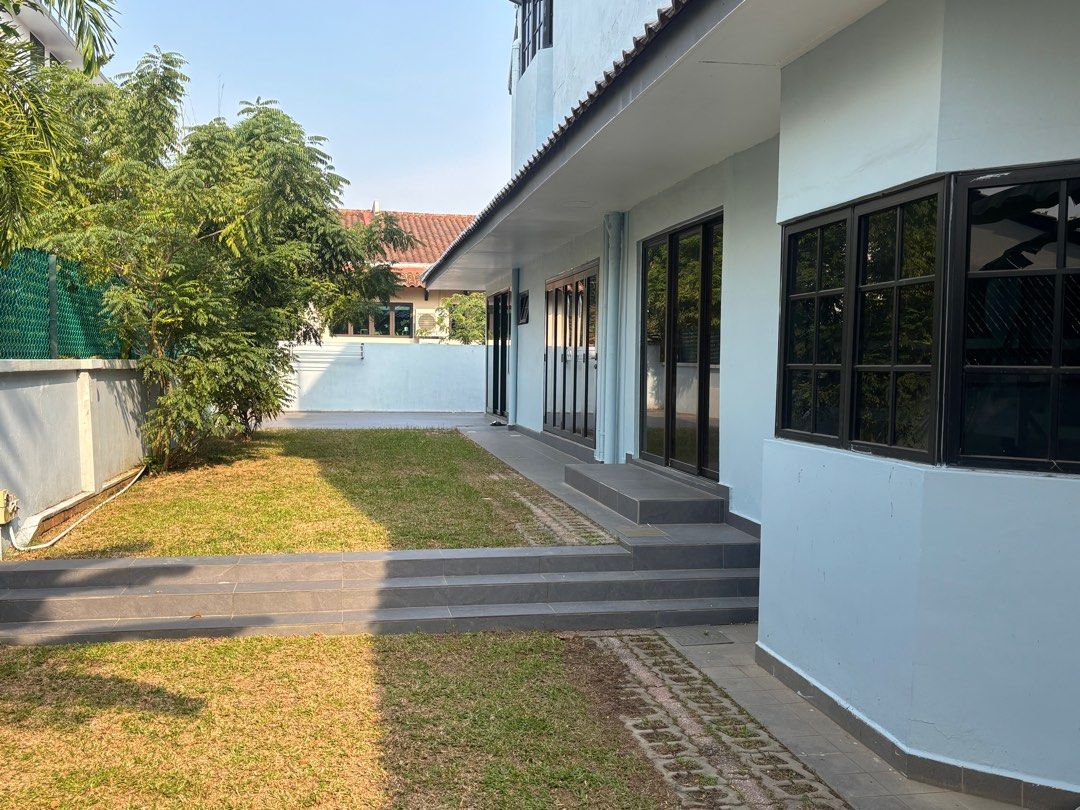 Wide frontage Semi D 999 yrs for sale63225676047491113