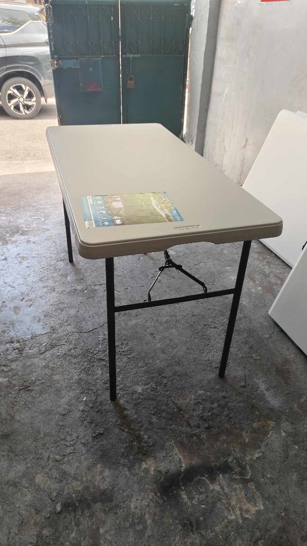 4ft original lifetime table (Category: Tables & Sets) located in Manila. Submitted by dolorchris69891 (Listing ID 1360417852, Image 1). Description: 4ft original lifetime table.