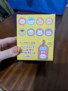 （分類：）位於 。 由 celestemui9430 提交（商品編號 1360533865，圖片 1）。簡介： 。