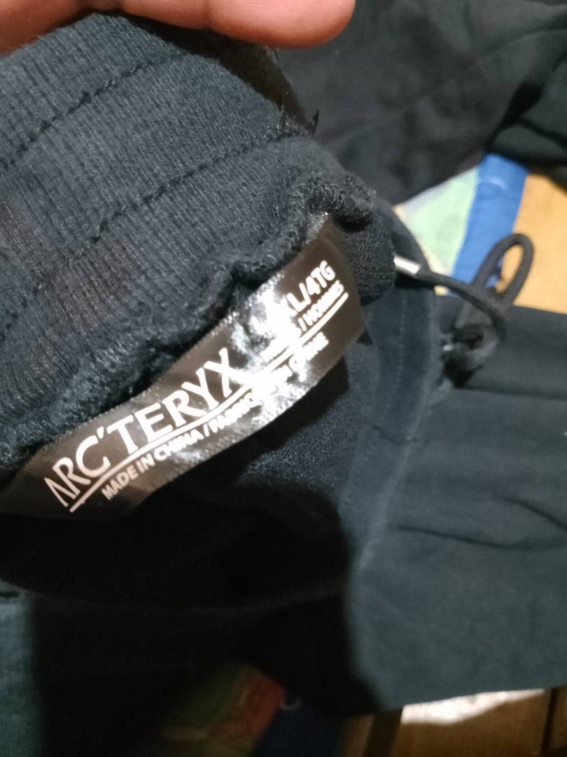 Arc'teryx joggers pant (Category: Joggers) located in Quezon City. Submitted by StashThriftPH (Listing ID 1360521789, Image 3). Description: Good condition no issues dimes 30x41 +shipping Sunday shipping location novaliches Qc.