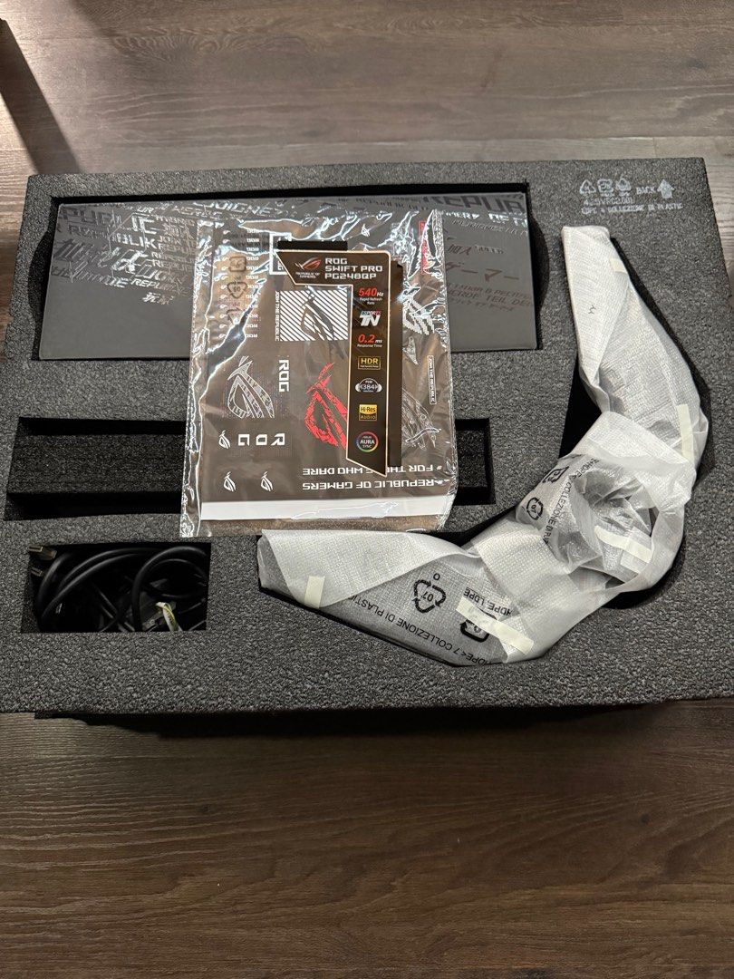 Asus ROG PG248QP 540hz 24” (Category: Monitor Screens) located in Manila. Submitted by marcligon313080 (Listing ID 1360562688, Image 3). Description: Original Price 65k Used for a month only 10/10 condition No defects.