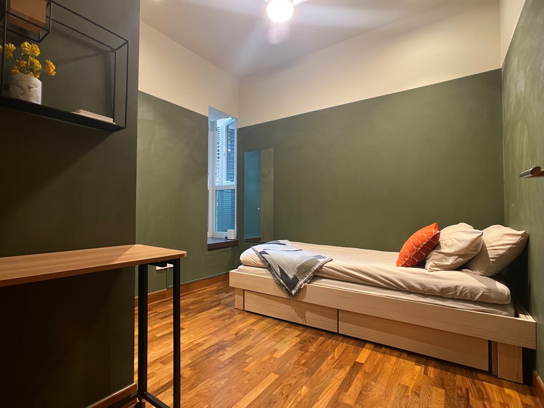 (Category: ) located in . Submitted by ziff (Listing ID 1360498046, Image 1). Description: .