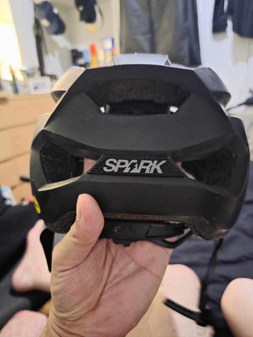 Bell spark2 bike helmet (Category: Bicycles) located in Quezon City. Submitted by yGGGG (Listing ID 1360528316, Image 3). Description: bell helmet for sale size: S/L.
