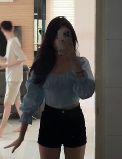 (Category: ) located in . Submitted by aelleyyy (Listing ID 1360442594, Image 1). Description: .