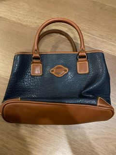 (Category: ) located in . Submitted by thriftfindzzzzz (Listing ID 1360485274, Image 1). Description: .