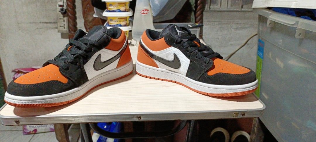 jordan 1 low (Category: Sneakers) located in Manila. Submitted by 29chi (Listing ID 1360562907, Image 3). Description: selling j1 low shattered backboard brand new size 39 euro 8 for ladies and size 6 for men thank you admin pm for inquiries if interested.