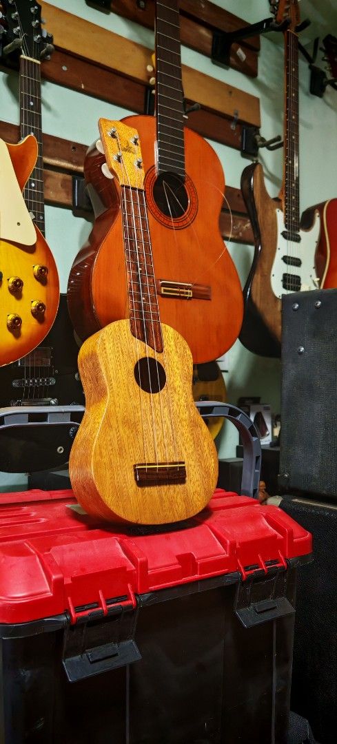 Kamaka keiki k-01 ukulele (Category: Musical Instruments) located in Paranaque City. Submitted by yourhonorvoy (Listing ID 1360391986, Image 1). Description: 😍😍😍 Kamaka keiki k-01 ukulele 18k only With soft case With minor dent and scratches only 👍Payment thru cash, bank transfer, gcash or in any remittance center 🚚We do shipping👍via lalamove,speedy, toktok and grab ✈️🚢🚆We also ship nation wide, dipende sa location nyo 💪Payment first bef
