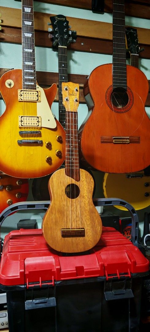 Kamaka keiki k-01 ukulele (Category: Musical Instruments) located in Paranaque City. Submitted by yourhonorvoy (Listing ID 1360391986, Image 2). Description: 😍😍😍 Kamaka keiki k-01 ukulele 18k only With soft case With minor dent and scratches only 👍Payment thru cash, bank transfer, gcash or in any remittance center 🚚We do shipping👍via lalamove,speedy, toktok and grab ✈️🚢🚆We also ship nation wide, dipende sa location nyo 💪Payment first bef