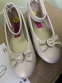 (Category: ) located in . Submitted by mamypreloved (Listing ID 1360544437, Image 1). Description: .