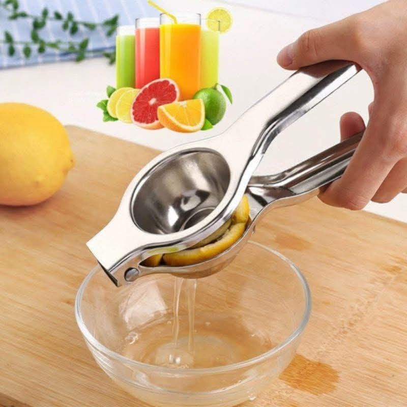 Lemon squeezer (Category: Juicers, Blenders & Grinders) located in Manila. Submitted by asstditems (Listing ID 1360529429, Image 1). Description: Same day delivery via Lalamove Location: Manila Mop: Cod/Gcash payment Pm for inquiries..