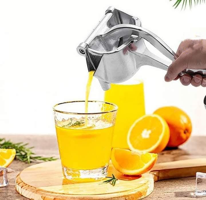 Lemon squeezer (Category: Juicers, Blenders & Grinders) located in Manila. Submitted by yzlshop (Listing ID 1360529781, Image 1). Description: Same day delivery via Lalamove Location: Manila Mop: Cod/Gcash payment Pm for inquiries..