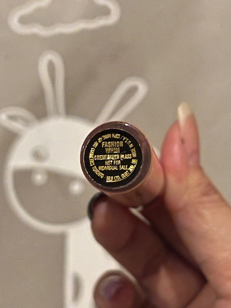 MAC lipgloss cremesheen glass (Category: Makeup) located in Quezon City. Submitted by docagillemontemayor (Listing ID 1360545233, Image 3). Description: Texture: Non-sticky, non-tacky, lightweight, and moisturizing. Used only sa wedding ko..
