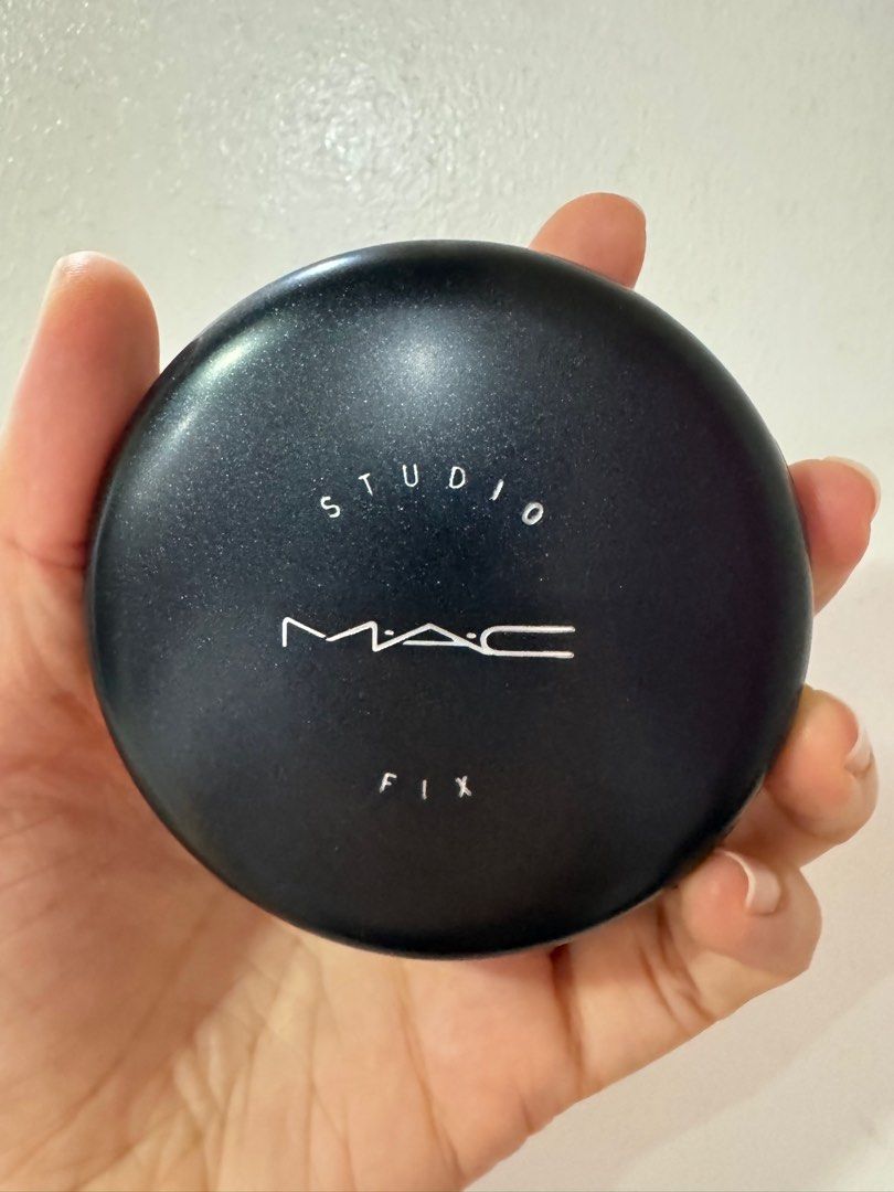 Mac Studio Fix Powder Plus Foundation NC20 (Category: Makeup) located in Mataasnakahoy. Submitted by chicforless.ph (Listing ID 1360407772, Image 2). Description: Swatched once only! Good as brand new! 2,350 original price Comes with box .