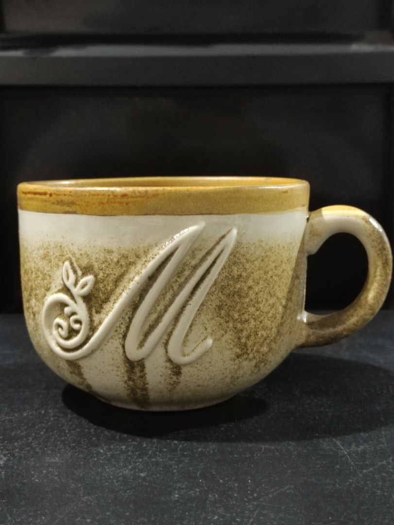 Malagos Chocolate Big Ash Glaze Mug Mt. Pinatubo (Category: Coffee & Tea Tableware) located in Quezon City. Submitted by epicart (Listing ID 1360436142, Image 1). Description: FOR SALE: Malagos Chocolate Big Ash Glaze Mug Mt. Pinatubo ₱900 Location: Tandang Sora Quezon City.