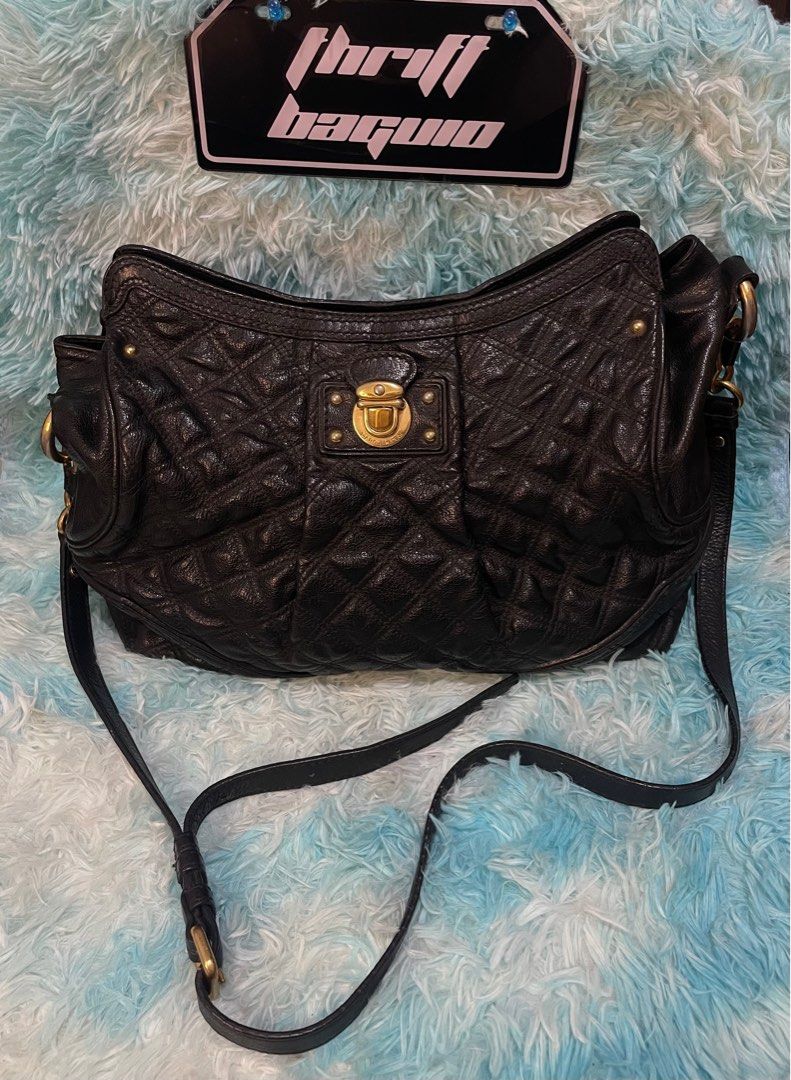 MARC JACOBS Black Quilted Stam Silvana (Category: Luxury Bags & Wallets) located in Baguio. Submitted by thrif.tbaguio (Listing ID 1360433556, Image 2). Description: Excellent condition Leather 9/10 Material 9/10 Ganda nito 🥰.