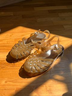 (Category: ) located in . Submitted by yaa0408 (Listing ID 1360403770, Image 1). Description: .