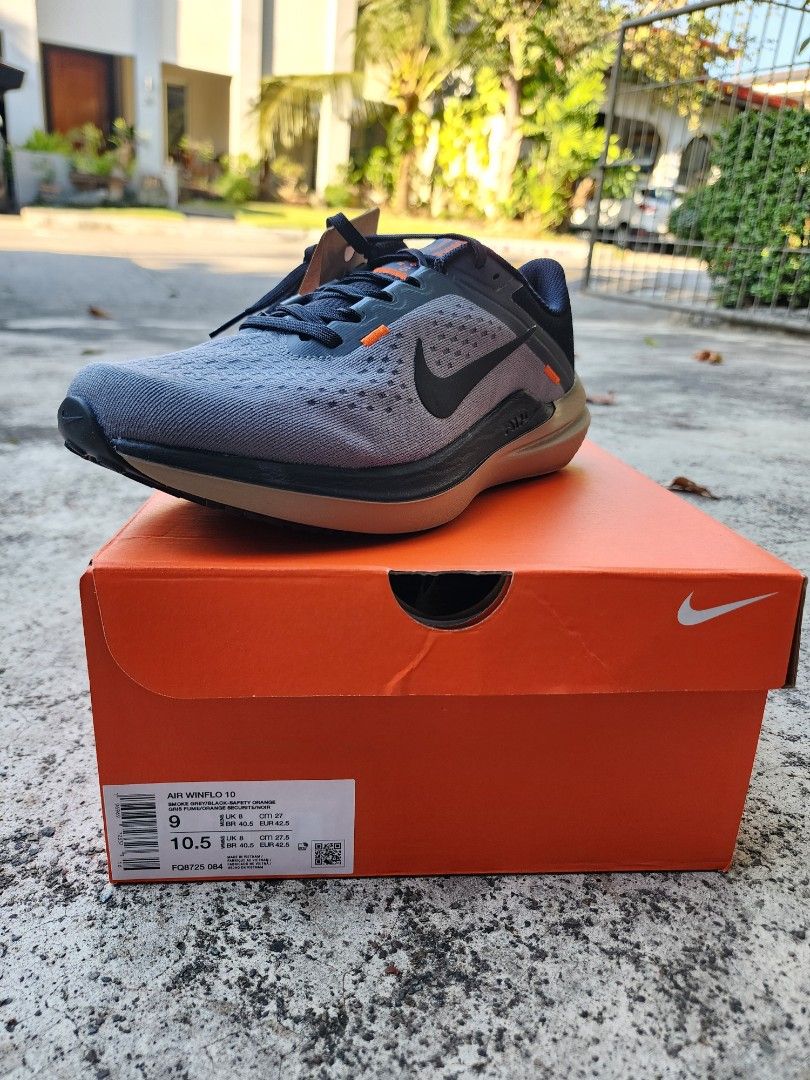 Nike Air Winflo 10 'Smoke Grey' (Category: Sneakers) located in Pasig City. Submitted by ethpee (Listing ID 1360433941, Image 3). Description: Brand New, Dead Stock from Japan !! Price slightly negotiable. Can provide picture of receipt. SF shouldered by buyer. Meet-ups at Capitol Commons or Pasig Area..