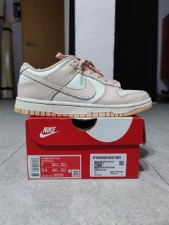 nike dunk low orange pearl footlocker