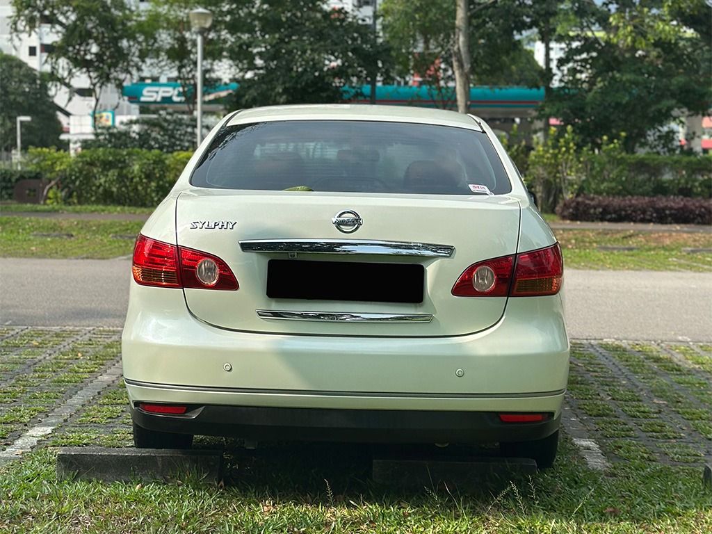 Nissan Sylphy 1.5 (A)62872684425475114