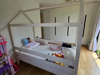 (Category: ) located in . Submitted by khoojy (Listing ID 1360431394, Image 1). Description: .