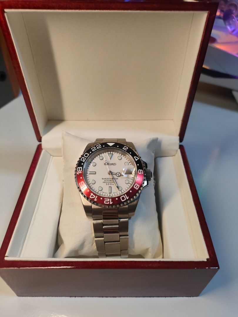Seikolex GMT Master II Coke White 40mm. (Category: Men's Watches) located in Cebu City. Submitted by cebuseikolex (Listing ID 1360477913, Image 3). Description: Brand New Seikolex GMT Master II Coke White. Comes with 18 MONTHS WARRANTY, Paper Bag, and Watch Box. Guaranteed Waterproof and Accurate Time Telling. See 2nd pic for inclusions ✅ Brand New Seiko Movement ✅ Seiko NH35a Automatic Movement ✅ Up to 48hrs Power Reserve ✅ Manual Winding ✅ Accu