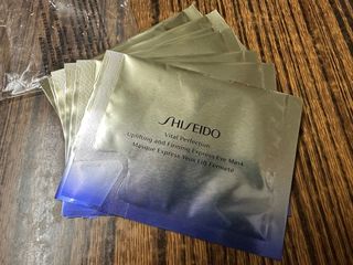 （分類：）位於 。 由 kklee0822 提交（商品編號 1360562851，圖片 1）。簡介： 。