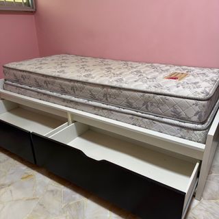 (Category: ) located in . Submitted by shopit (Listing ID 1360428726, Image 1). Description: .