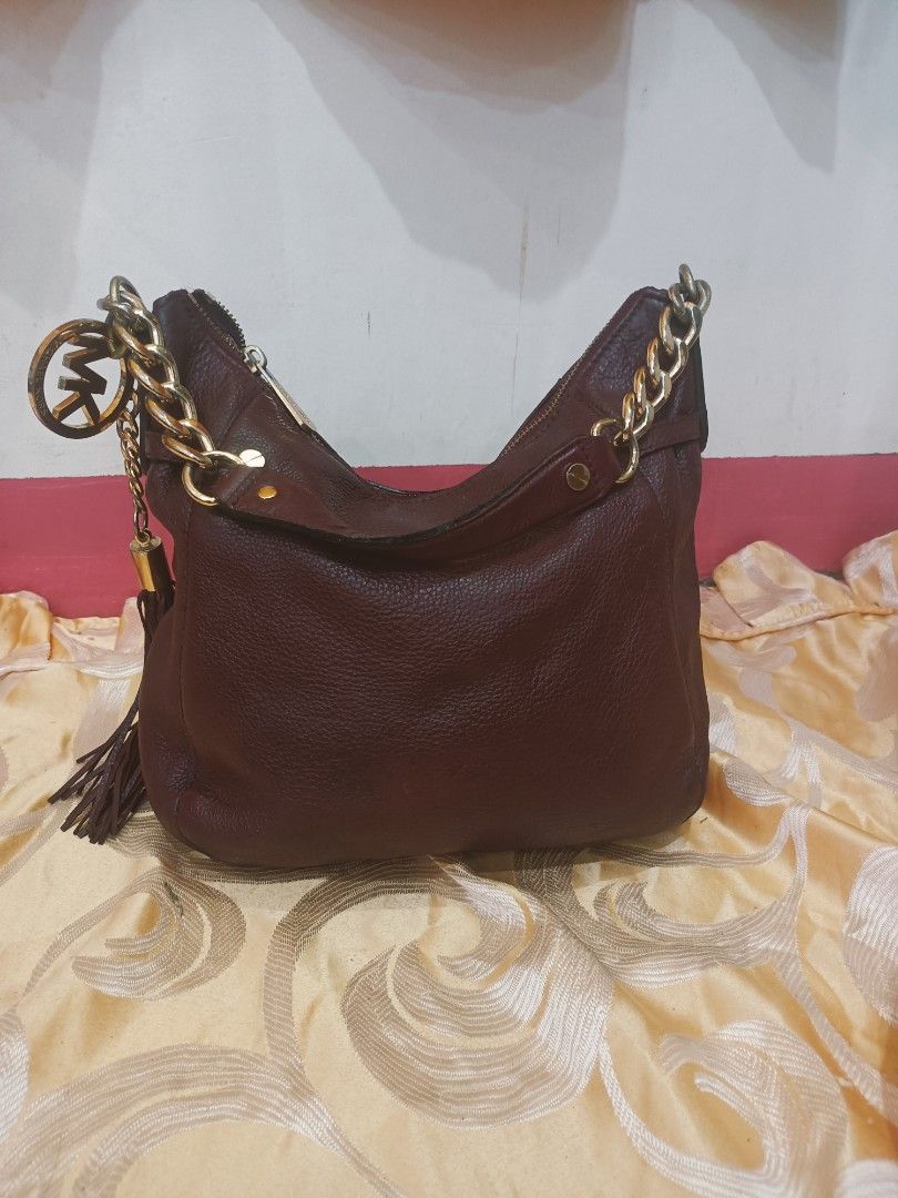 Ukay bags collection (Category: Luxury Bags & Wallets) located in Manila. Submitted by analiedazo07211 (Listing ID 1360537704, Image 3). Description: ukay bags collection.