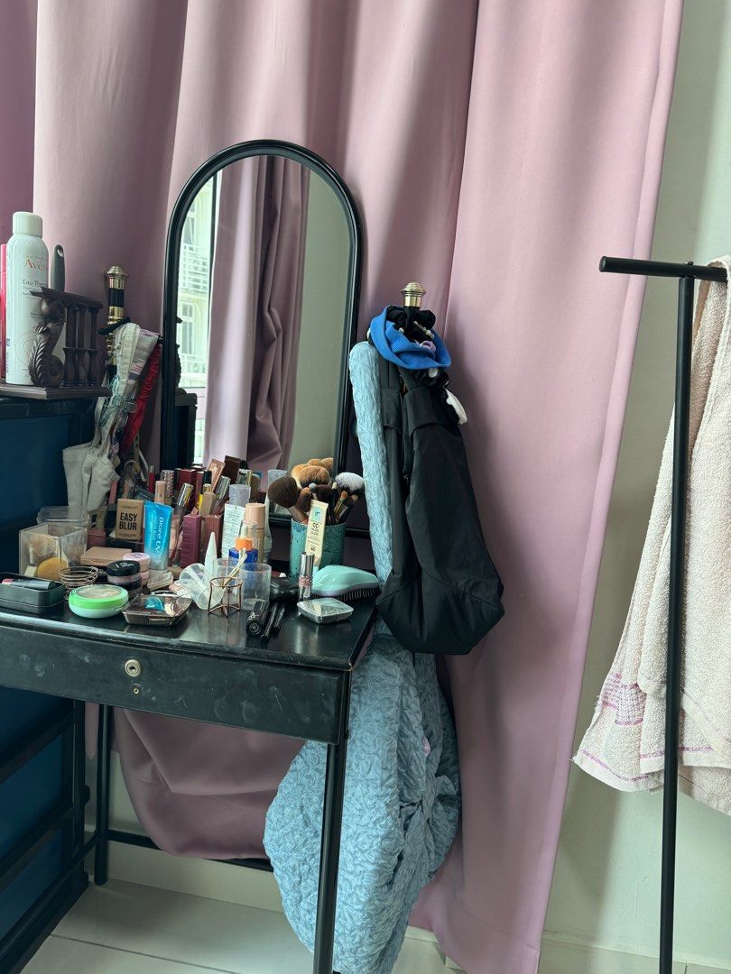 Vanity Table (Category: Other Home Furniture) located in Kuala Lumpur. Submitted by sodapop98 (Listing ID 1360429663, Image 1). Description: Selling because I bought a new one. If you will paint it. It will look brand new. Other than that still in good condition .