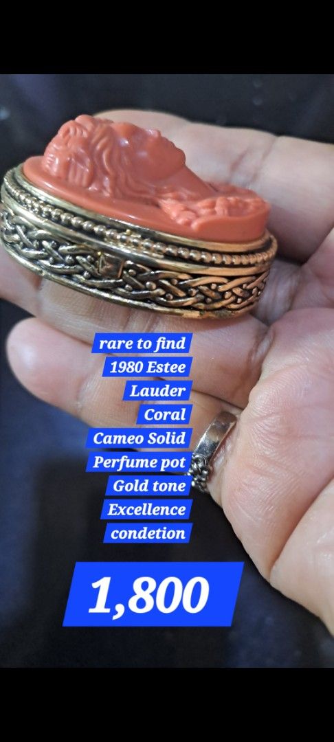 Vintage Cameo solid perfume Estee lauder (Category: Fragrance & Deodorants) located in Davao. Submitted by bravemoon_556cd5 (Listing ID 1360448417, Image 1). Description: free sf we ship nationwide gcash or bank account payment mode.