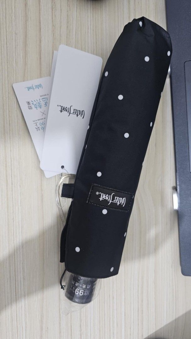 Waterfront Umbrella (Japan) 50CM (Category: Umbrellas) located in San Juan City. Submitted by wannederfully_made (Listing ID 1360400403, Image 2). Description: [Waterfront official brand store] Sunshade fold 50cm 99% UV protection From Japan Tag removed.