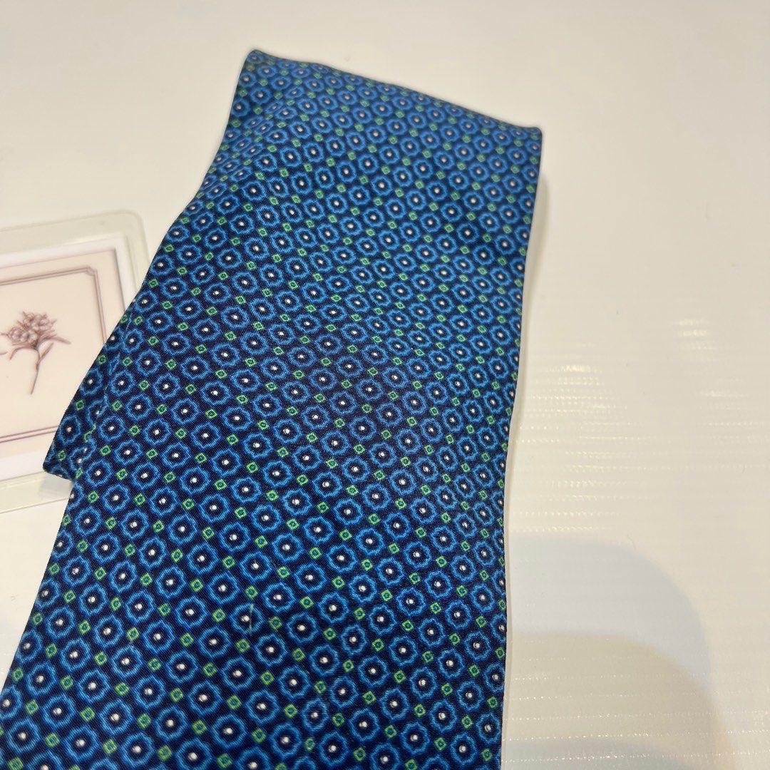 AUTH DIOR TRADITIONAL NECKTIE (Category: Luxury Accessories) located in Manila. Submitted by zipandgoo (Listing ID 1360712788, Image 2). Description: Authentic 💯 In good used condition.