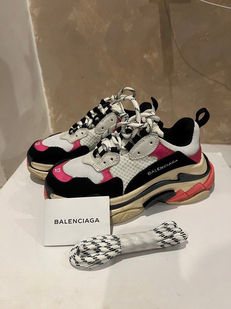 Balenciaga tripleS sneakers (Category: Sneakers) located in Angeles City. Submitted by raisedlog (Listing ID 1360719527, Image 1). Description: Please dm for details .