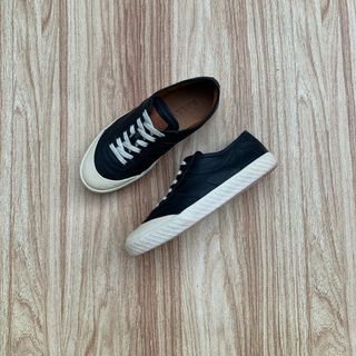 (Kategori: ) berada di . Dikirim oleh aryadwi9908207 (ID iklan 1360707824, Gambar 1). Deskripsi: .