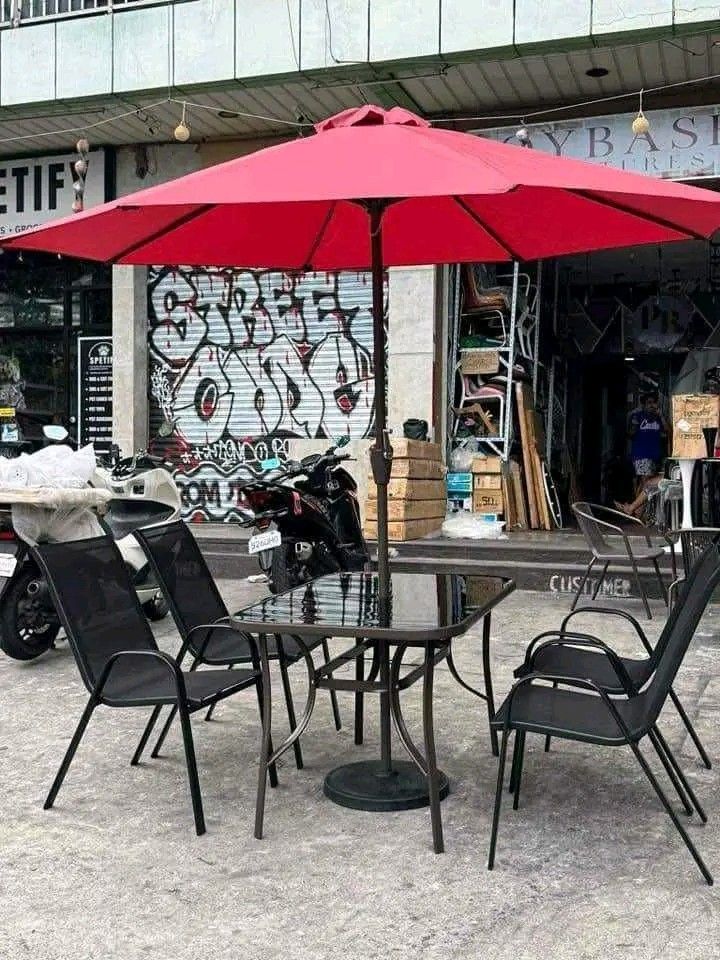 Big umbrella (Category: Umbrellas) located in Manila. Submitted by viashop02 (Listing ID 1360600807, Image 3). Description: Big umbrella Cash on delivery thru lalamove.