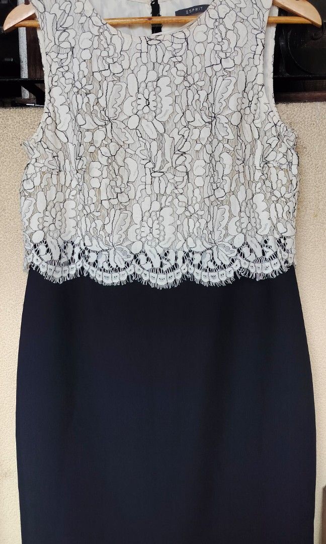 Casual dress (Category: Dresses) located in Las Pinas. Submitted by ShaSha (Listing ID 1360659502, Image 1). Description: decluttering personal preloved. in good condition. no issues or flaws..