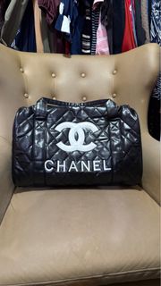 (Category: ) located in . Submitted by luxurious001 (Listing ID 1360674219, Image 1). Description: .